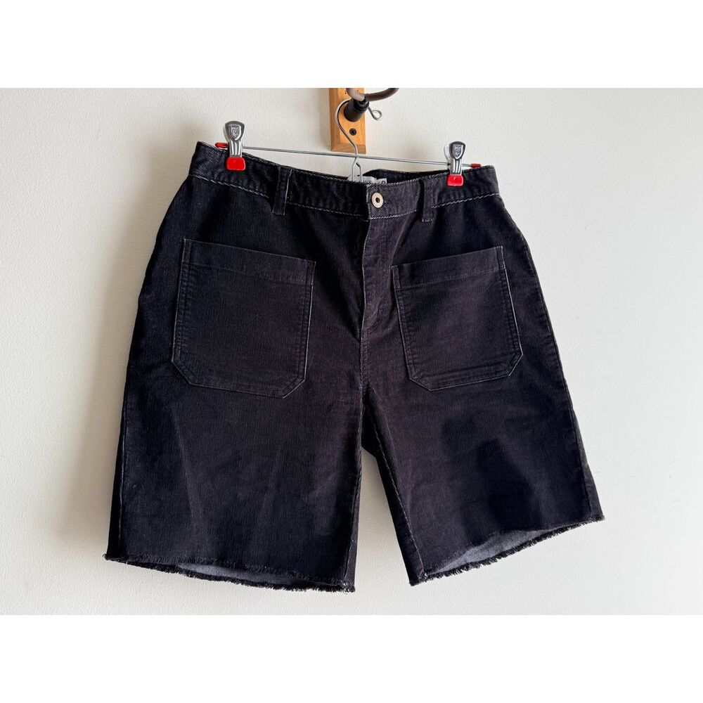Carve Designs black corduroy board shorts (Size 6)
